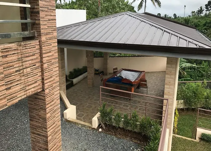 Oyo 1067 Villa Sofia At SilangVilla